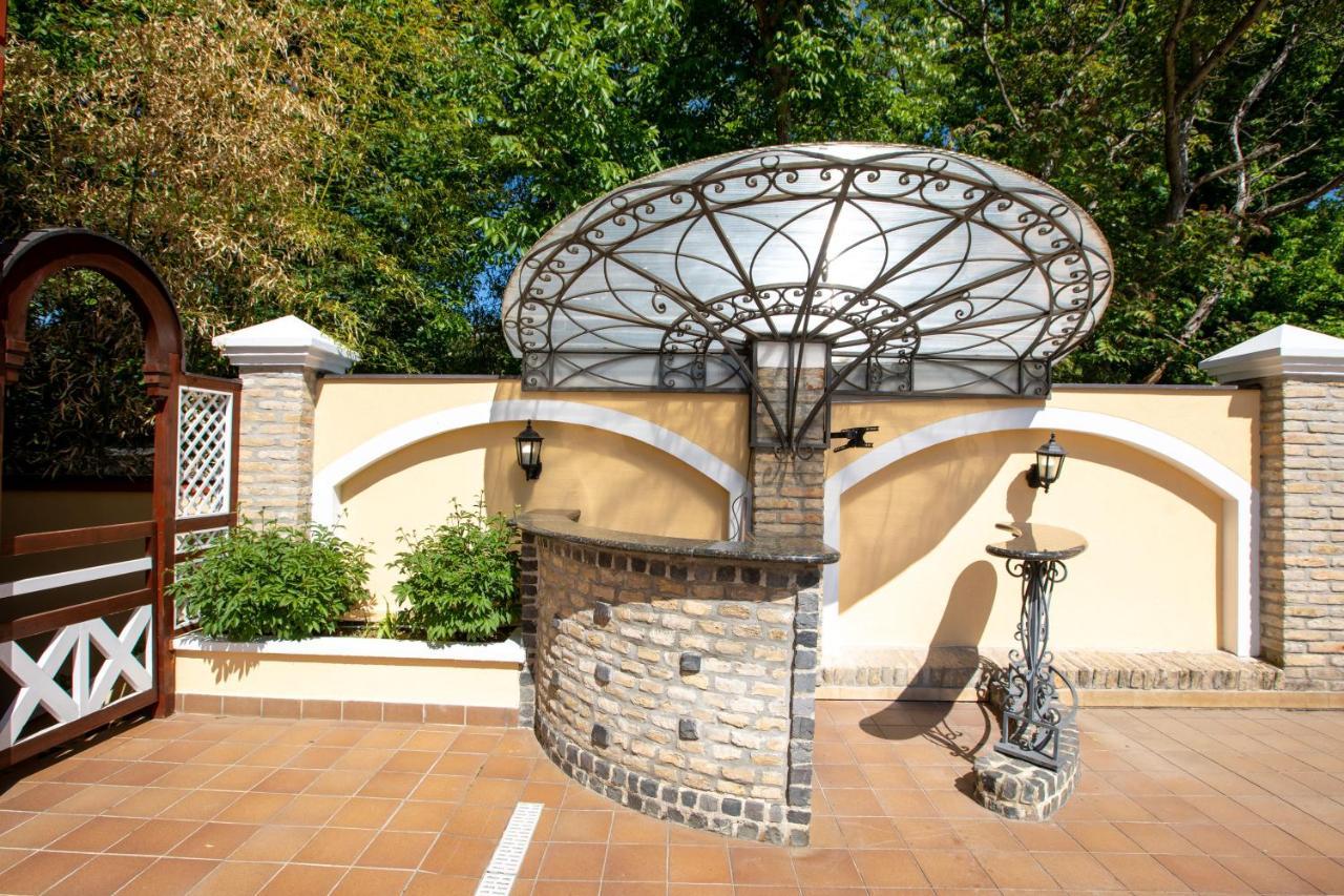 Hotel Vila Lago Палич Экстерьер фото