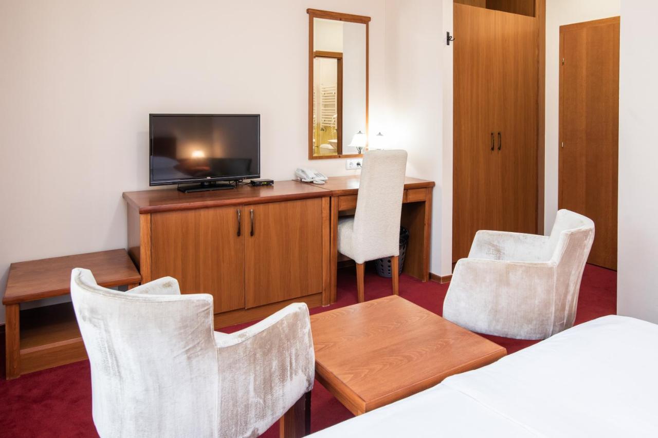Hotel Vila Lago Палич Экстерьер фото