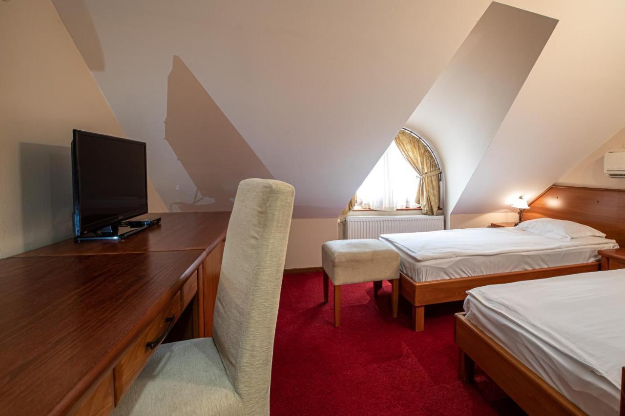 Hotel Vila Lago Палич Экстерьер фото