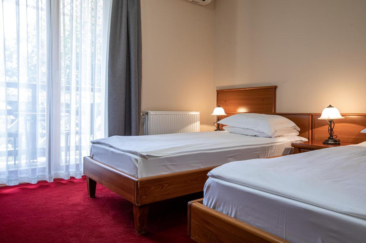 Hotel Vila Lago Палич Экстерьер фото