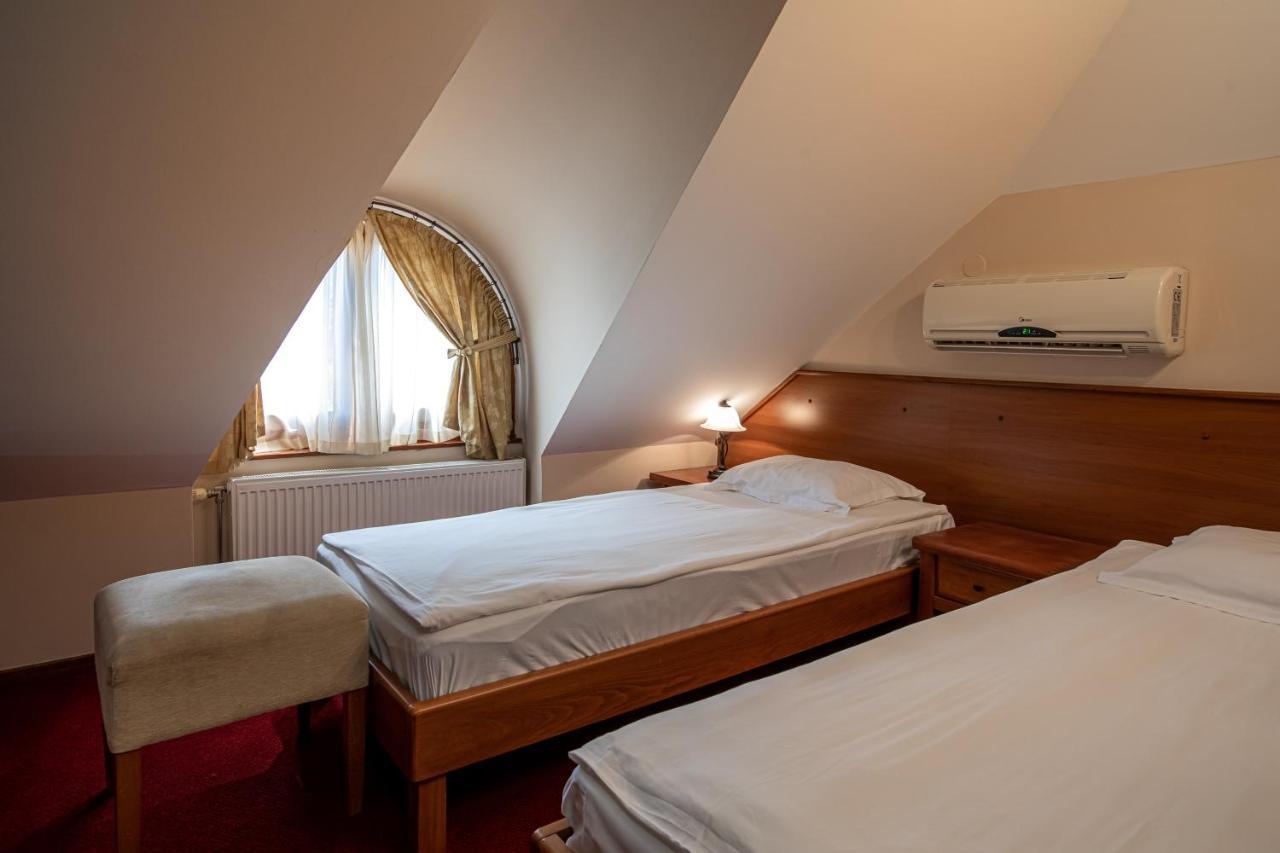 Hotel Vila Lago Палич Экстерьер фото